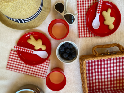 Indoor-Picknick-mit-selbstgebackenen-Keksen